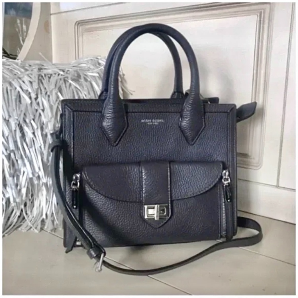 🪞 Henri Bendel Rivington limited edition pebbled leather convertible top handle